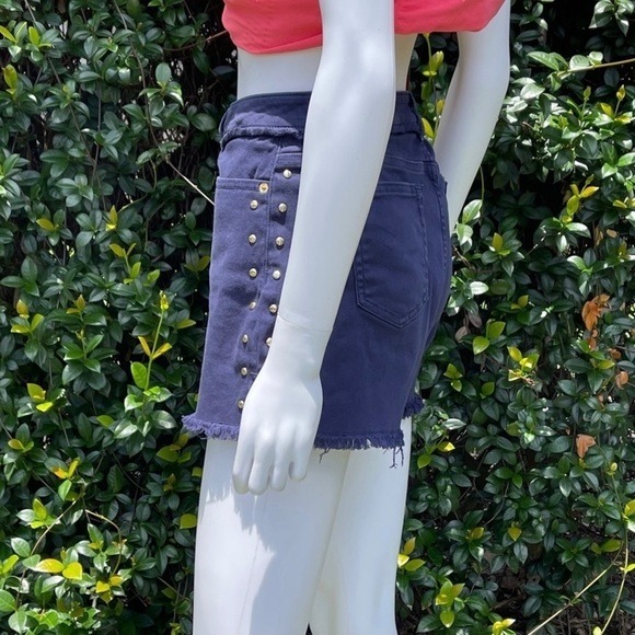 💋Michael Kors Frayed Raw Hem Navy Denim Studded Shorts - Picture 8 of 9